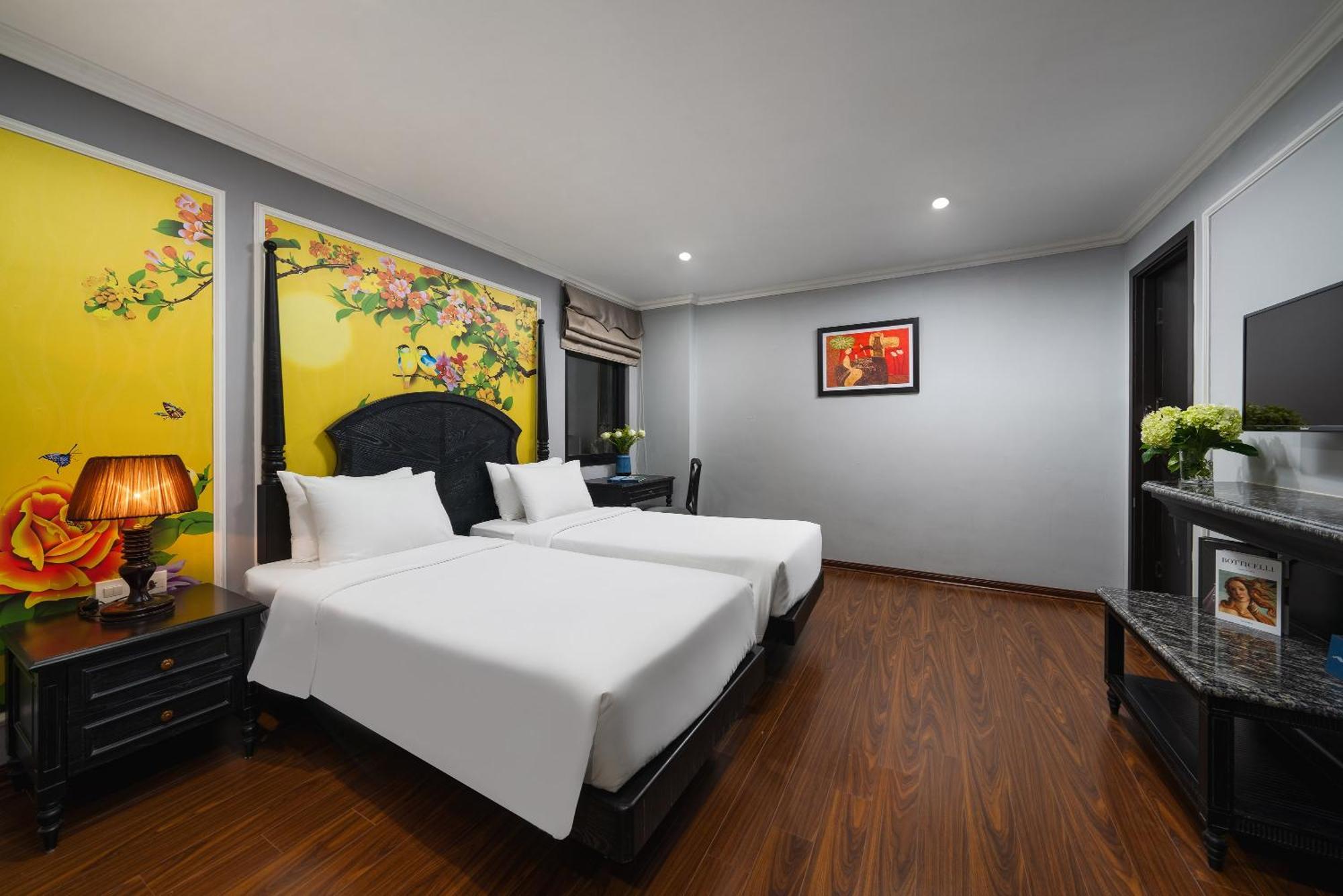 Amara Hanoi Hotel And Spa Exterior photo