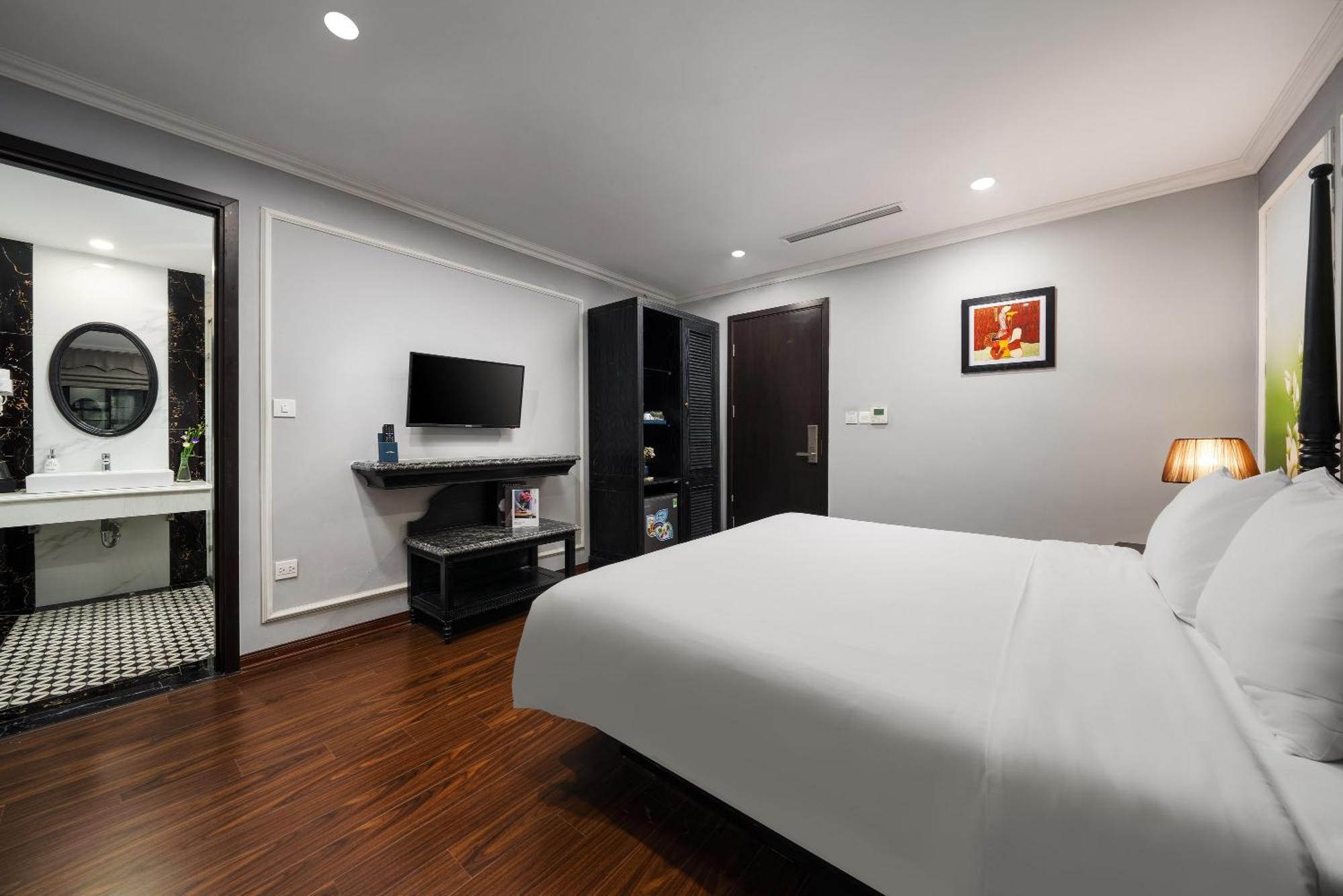 Amara Hanoi Hotel And Spa Exterior photo