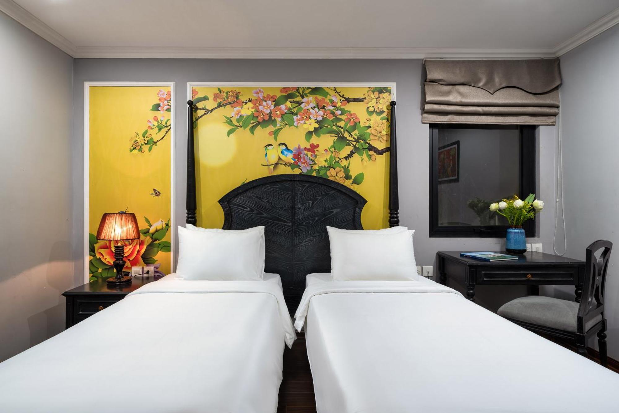 Amara Hanoi Hotel And Spa Exterior photo