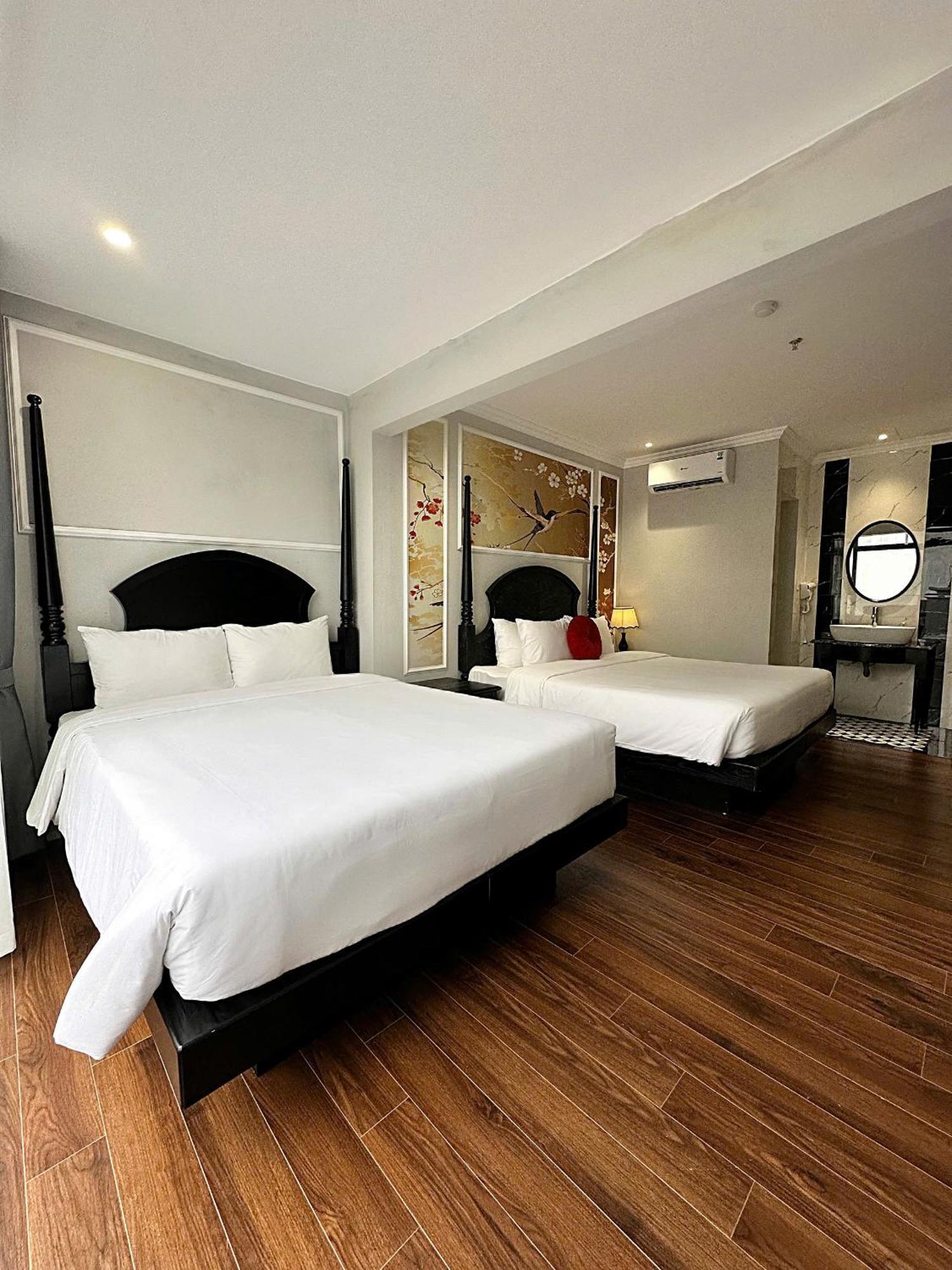 Amara Hanoi Hotel And Spa Exterior photo